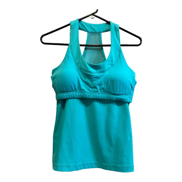 Woman workout tank top - Picture 3 of 4